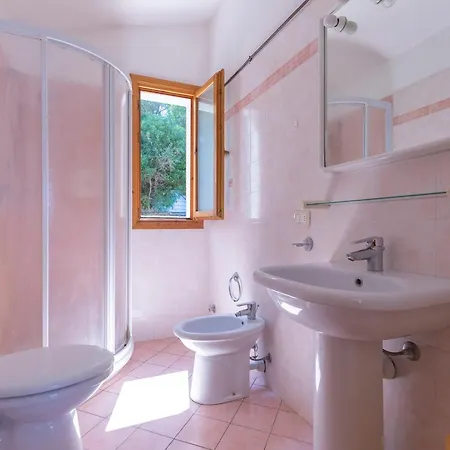 Holiday home Residenza Miramare By Helloelba *